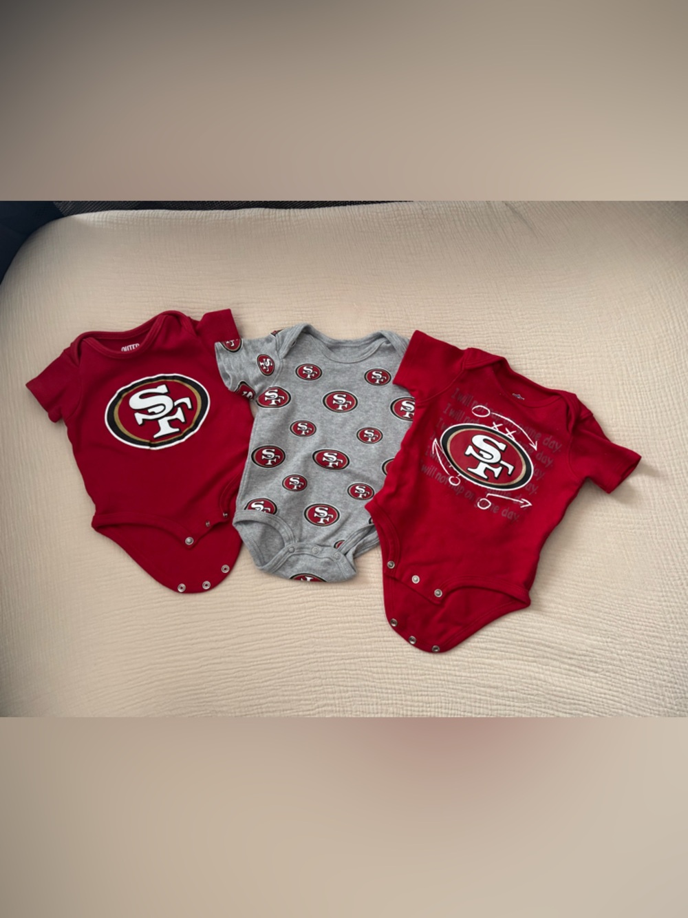 San Francisco 49ers Baby Onesie Trio - Red & Gray